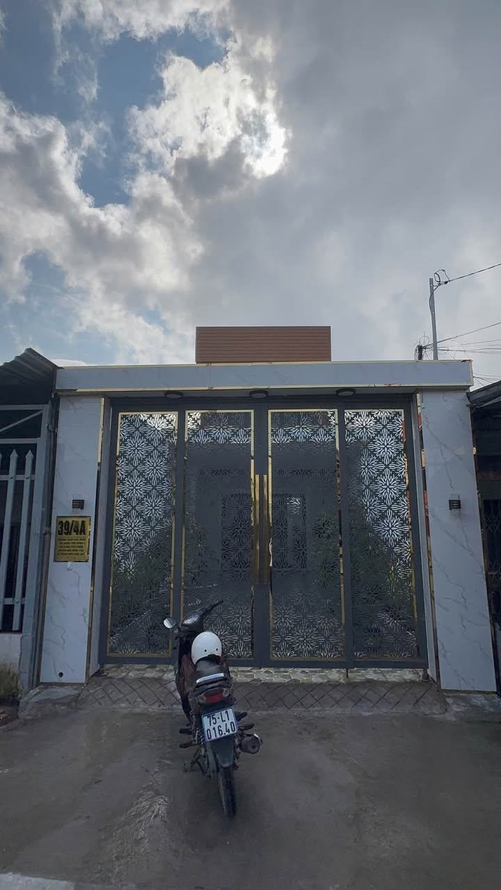 Nhà mặt tiền Trần Văn Mười, Xuân Thới Đông 157m² giá 12.5 tỷ - Kinh doanh thuận lợi!