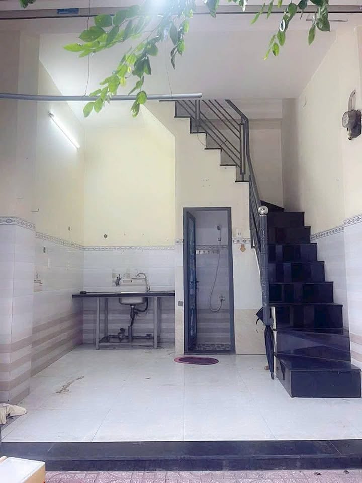 Nhà mặt tiền đường Số 7, P. Bình Hưng Hòa, 16m² chỉ 4 triệu/tháng - Cơ hội thuê lý tưởng!