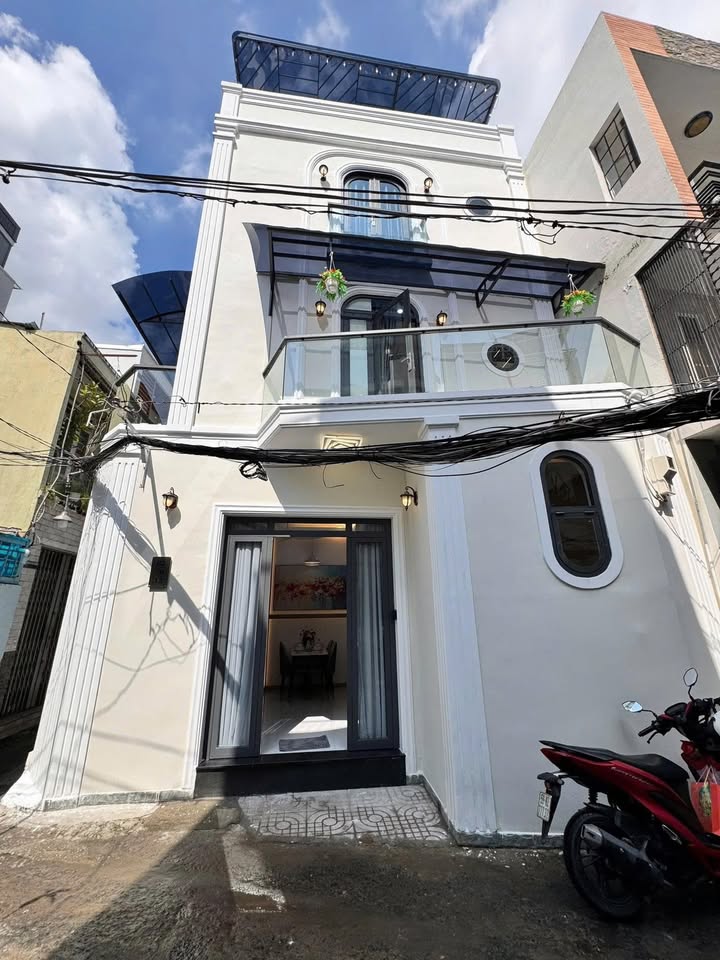 Nhà góc 2 mặt tiền Lê Văn Duyệt 33m² giá 6.55 tỷ - Gần chợ Bà Chiểu, đầu tư sinh lời!