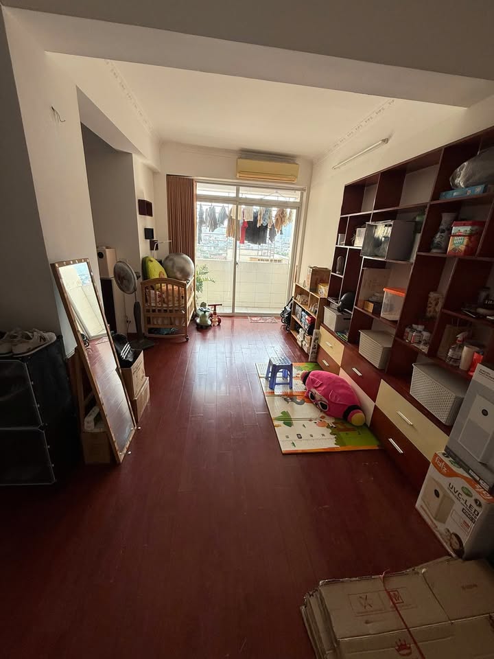 Căn hộ N01 Trần Quý Kiên Dịch Vọng 71m² giá 12 triệu - Nội thất đầy đủ, nhận nhà ngay!