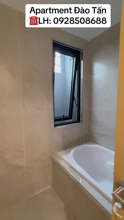 Căn hộ cho thuê tại Liễu Giai, Ba Đình - Phòng rộng, gần Lotte