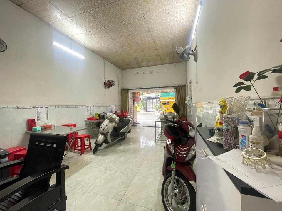 Nhà cấp 4 mặt tiền kinh doanh An Bình, Biên Hòa 62m² giá 5.3 tỷ - Cơ hội đầu tư tuyệt vời!