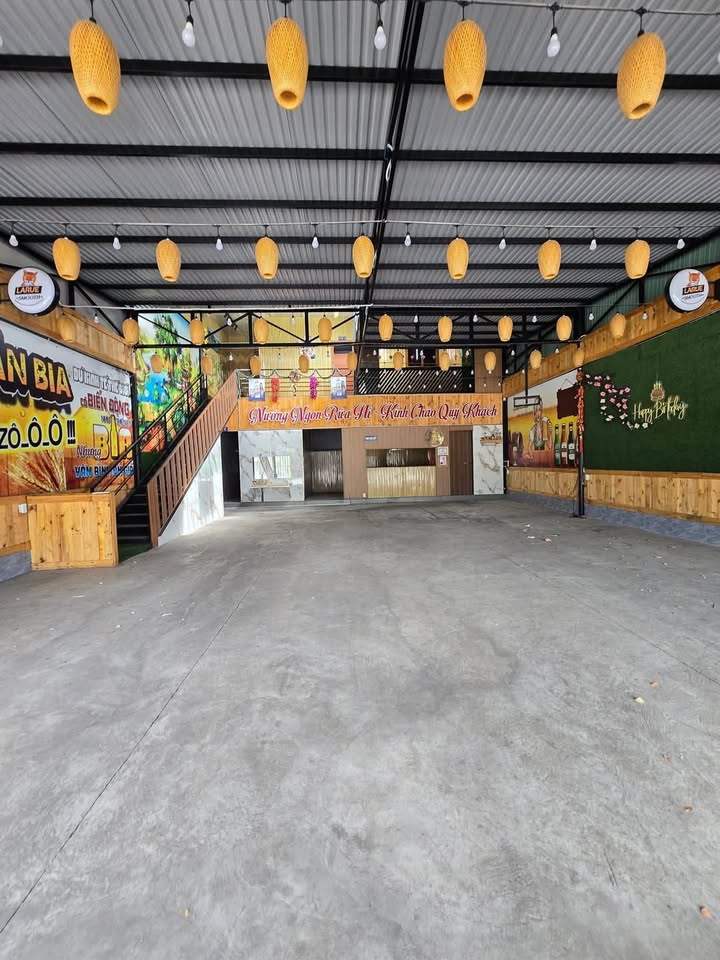 Cho thuê mặt tiền đường Âu Cơ, Đà Nẵng 115m² giá 7 triệu - Kinh doanh sầm uất!