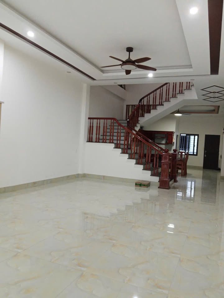 Nhà 3 tầng đường A6 khu đô thị Kosy 104m² giá 2 tỷ - Sẵn sàng vào ở ngay!