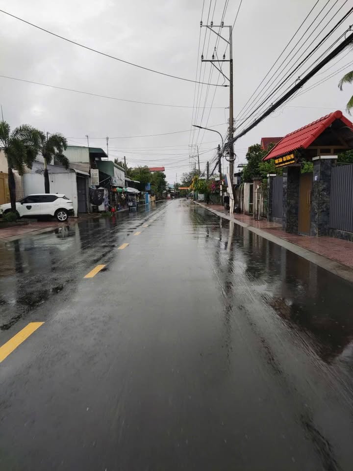 Đất nền thổ cư phường Long Châu, 169m² giá 1.6 tỷ - Phong thủy đẹp, tiện ích xung quanh!