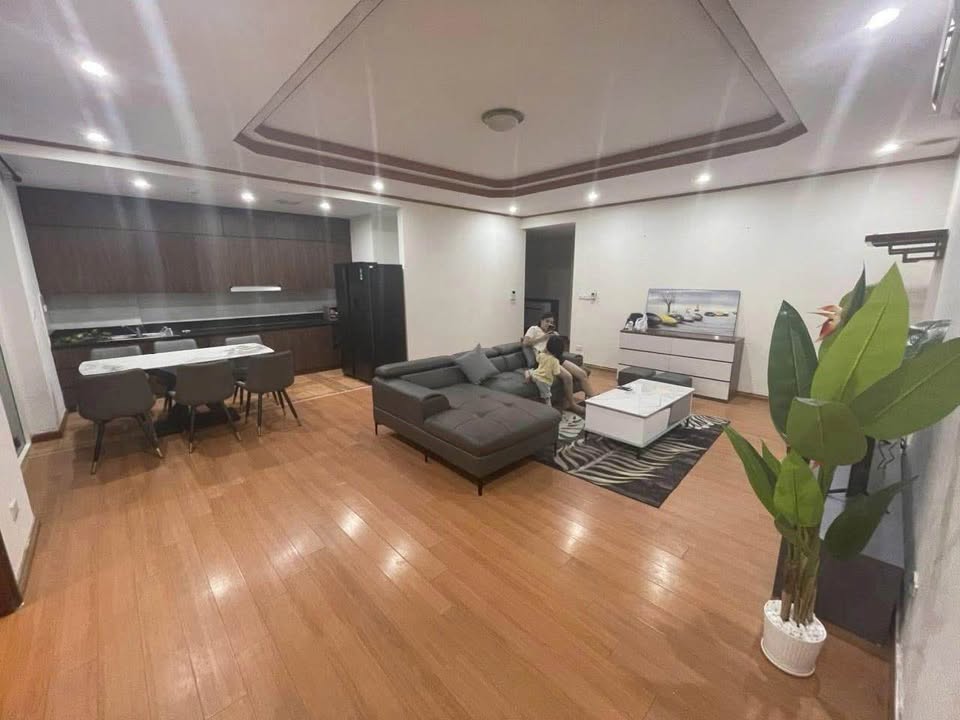 Căn hộ chung cư 25T1 Hoàng Đạo Thúy 162m² - Full nội thất, tiện nghi