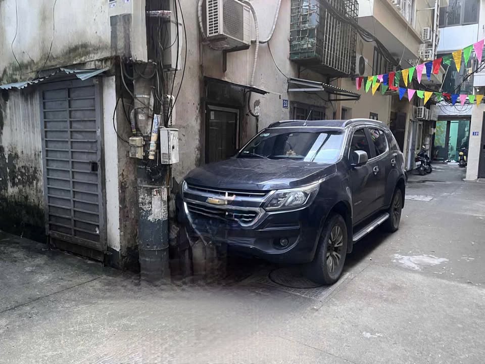 Nhà phân lô Trung Kính Cầu Giấy 32m² giá 10 tỷ - Sổ đỏ chính chủ sẵn sàng giao dịch!