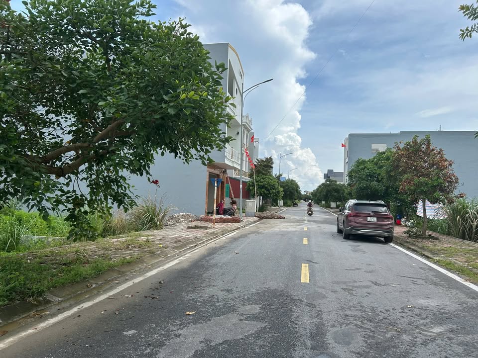 Đất Đấu Giá Thị Trấn Bình Mỹ 108m² - Sổ Đỏ Chính Chủ, Giá Thỏa Thuận!