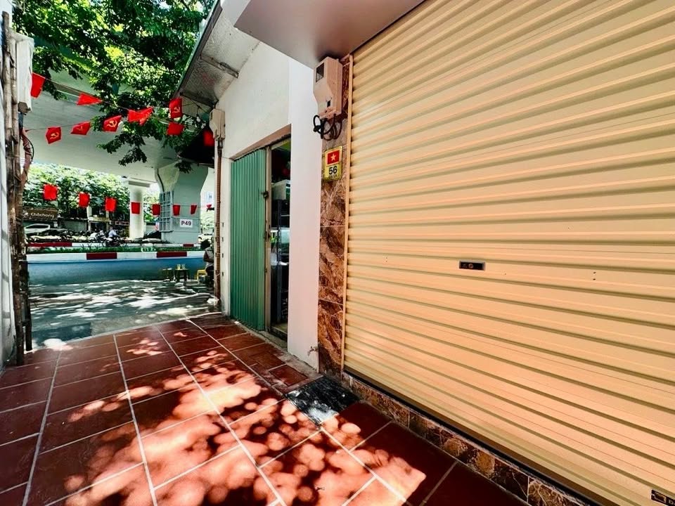 Nhà nhỏ xinh Đại La 15m² giá 5 tỷ - Sát mặt phố, tiện ích đầy đủ!