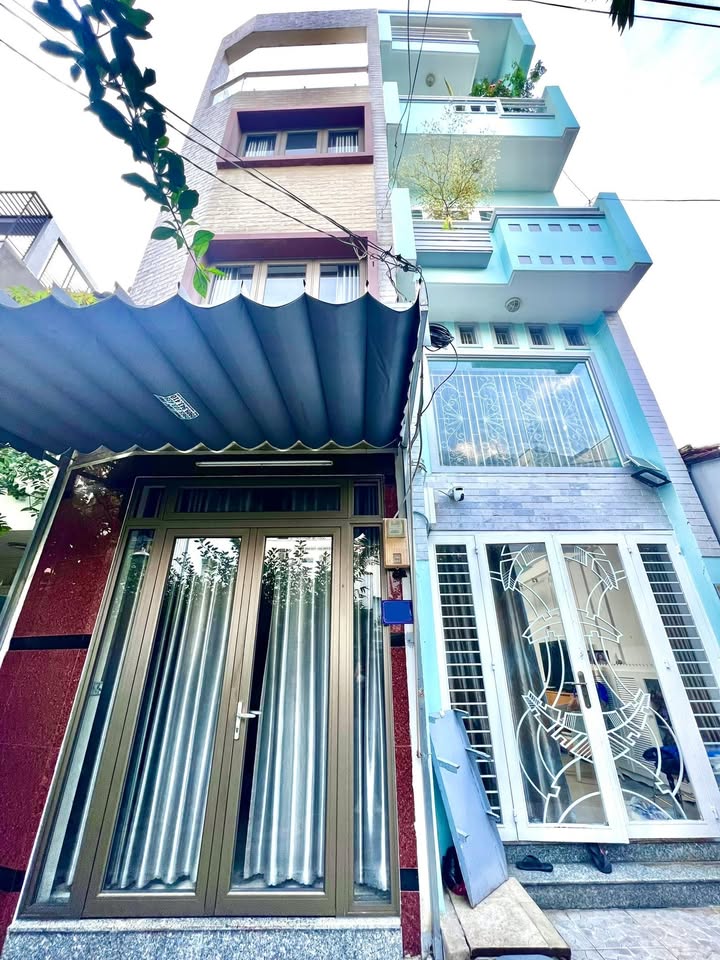 Nhà riêng Bình Thạnh 35m² giá 5 tỷ - Sổ hồng chính chủ, hoàn công đầy đủ!