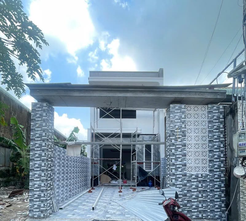 Nhà riêng Trảng Dài 140m² giá 2.58 tỷ - Sổ riêng thổ cư, gần trung tâm!