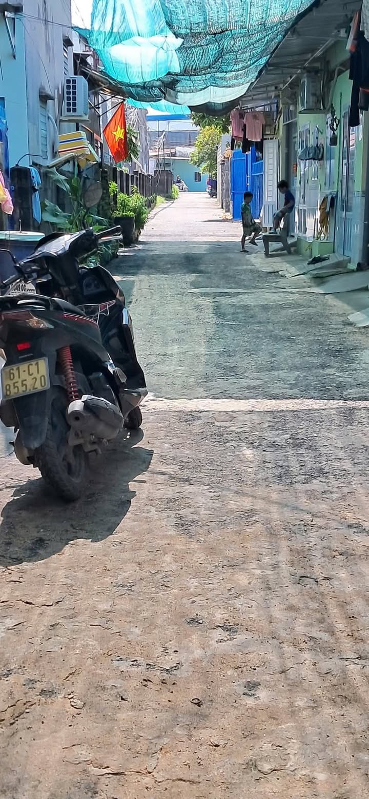 Nhà trệt lầu 24m² tại khu phố Đông Ba, Bình Hòa chỉ 900 triệu - Cơ hội sở hữu ngay!