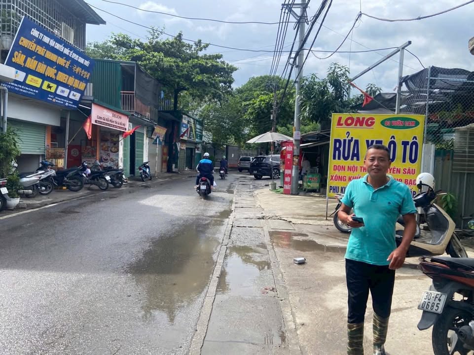 Cửa hàng cho thuê mặt đường Vườn Cam, Nam Từ Liêm 200m² - Phù hợp mở siêu thị!