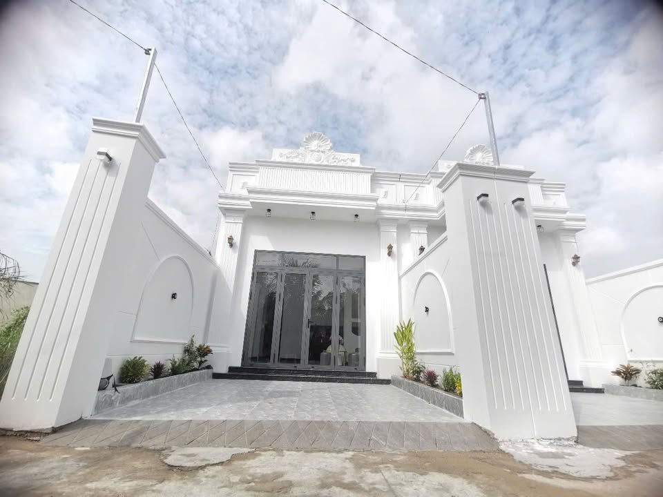 Nhà phố Mỹ Hòa, Mỹ Phong 95m² giá 1 tỷ - Full nội thất dọn vào ở ngay!