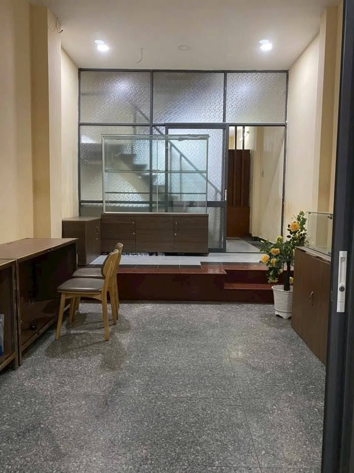 Nhà cho thuê phường 6, quận 5, diện tích 64m² giá 14 triệu - Sẵn sàng vào ở!