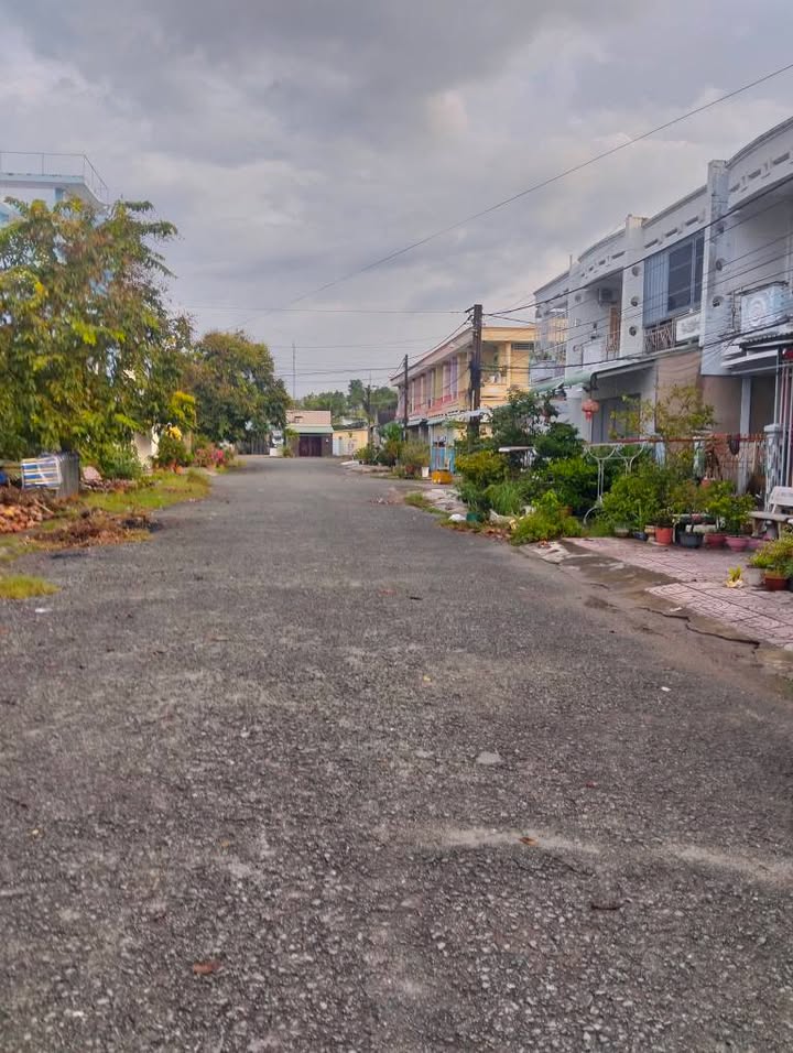 Nhà góc 2 mặt tiền Phường Thanh Đức, Vĩnh Long 87.5m² giá 1.95 tỷ - Sẵn sàng ở ngay!