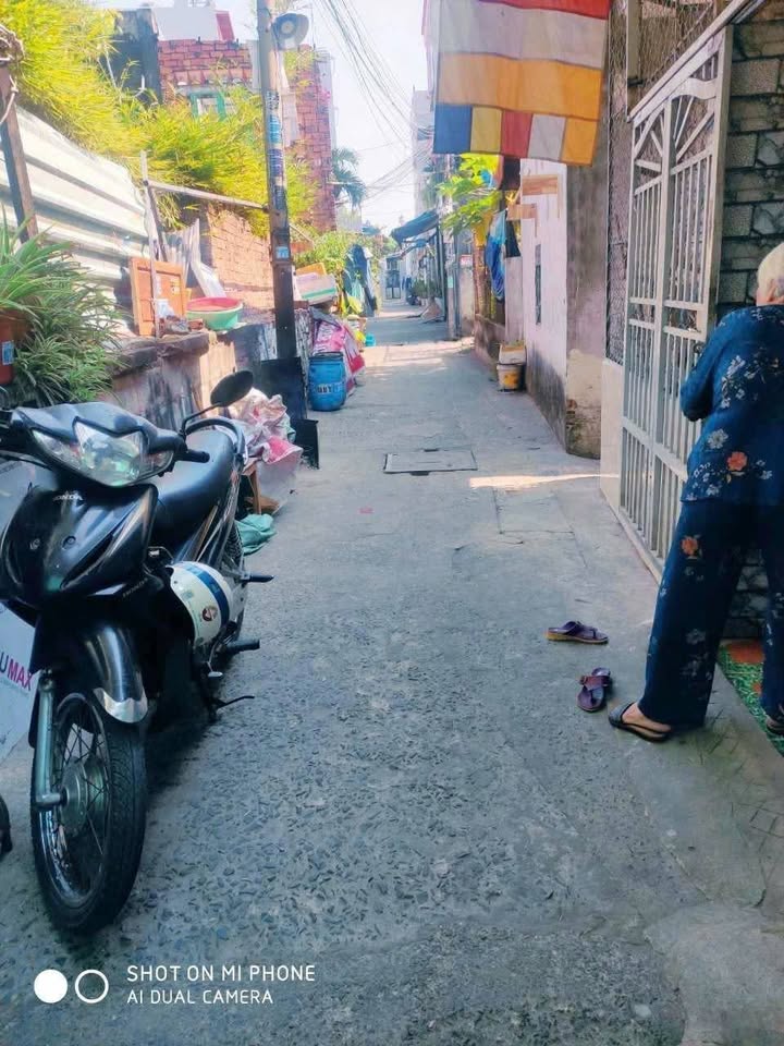 Phòng trọ Trần Thị Hè, Q12 giá 2.2 triệu - Không gian thoáng mát, tiện nghi đầy đủ!