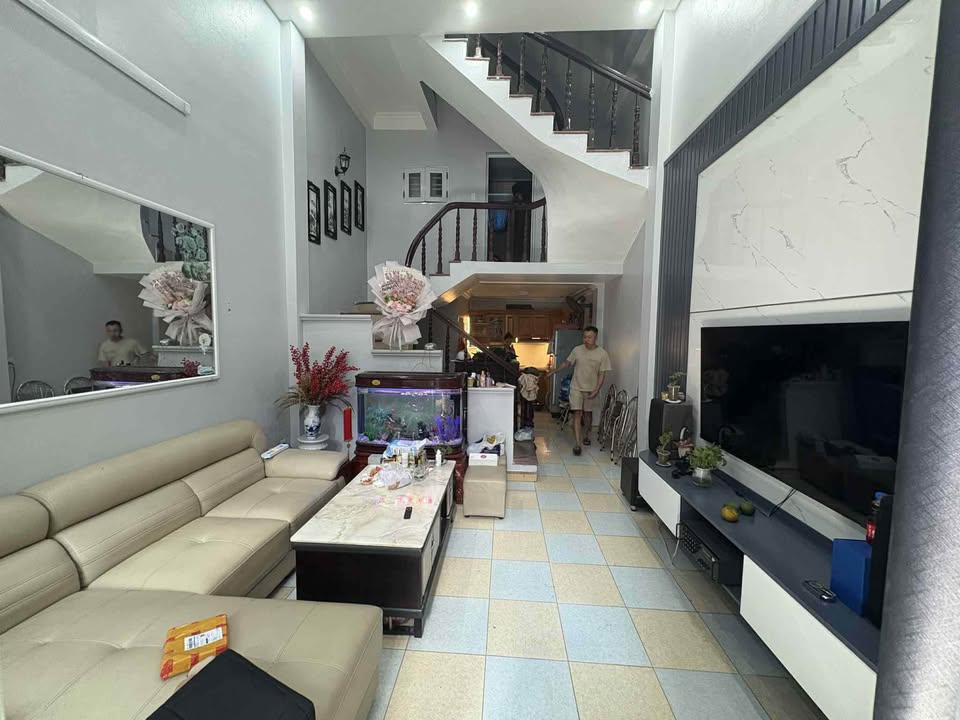 Nhà 2 tầng đường Phù Long, 44.5m² giá 1.83 tỷ - Chính chủ bán gấp!