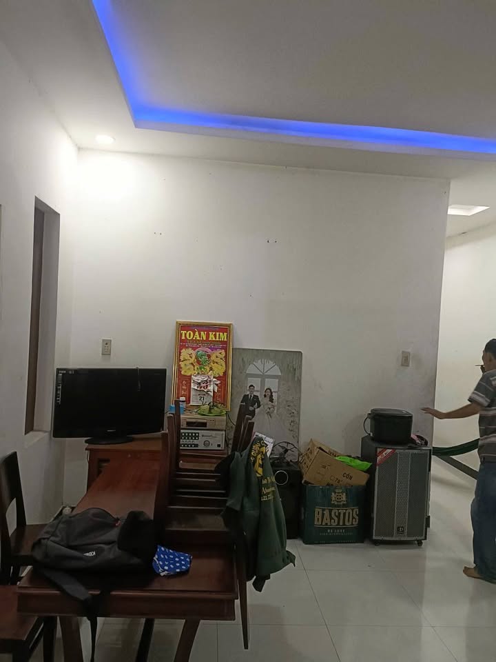 Nhà mặt tiền kinh doanh Phú Trinh, Phan Thiết 127.8m² giá 6 tỷ - Đầu tư sinh lời ngay!