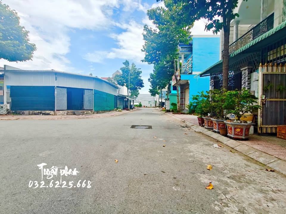 Đất nền khu tái định cư Cầu Bần, 85m² giá 2.95 tỷ - Đường rộng, vị trí đắc địa!