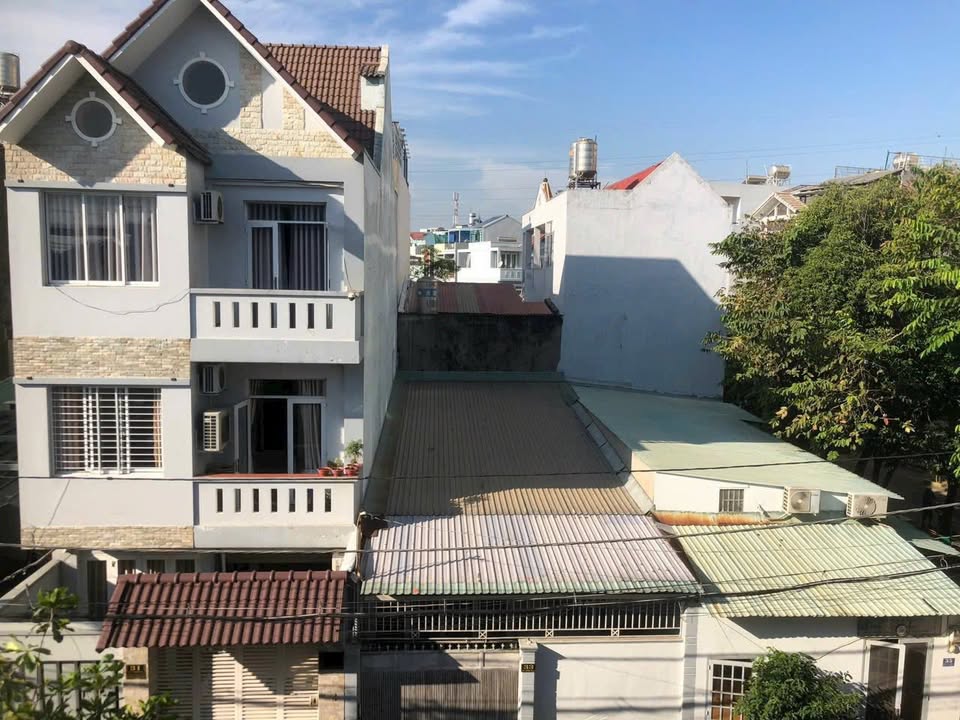 Nhà mặt tiền Trường Thọ 90m² giá 12 tỷ - Cơ hội đầu tư hiếm có!