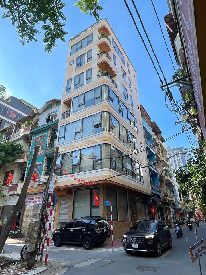 Cho thuê văn phòng 4 tầng khu Nghĩa Đô, Hoàng Quốc Việt 65m² - Thang máy mới, giá 50 triệu/tháng!