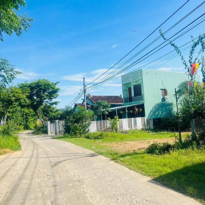 Nhà mặt tiền DX1 Tam Phước 252m² - Thiết kế hiện đại, sẵn sàng vào ở!