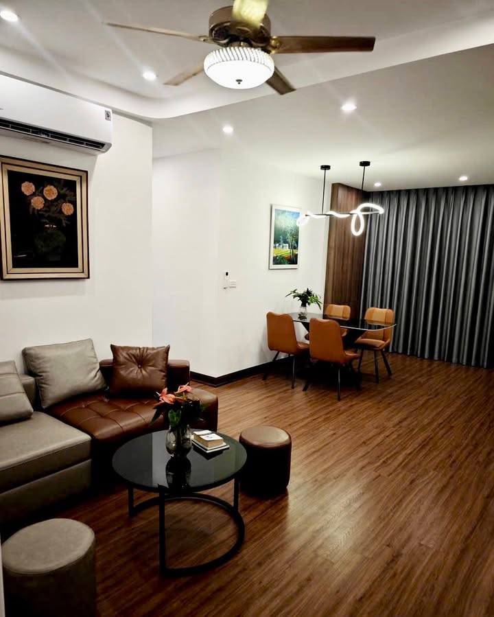 Căn hộ chung cư Văn Khê Hà Đông 90m² giá 5.9 tỷ - Full nội thất hiện đại!