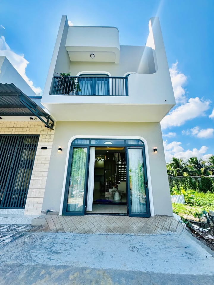 Nhà bán Rạch Giá, Kiên Giang 63.675m² giá 2.2 tỷ - Tặng nội thất sang trọng!