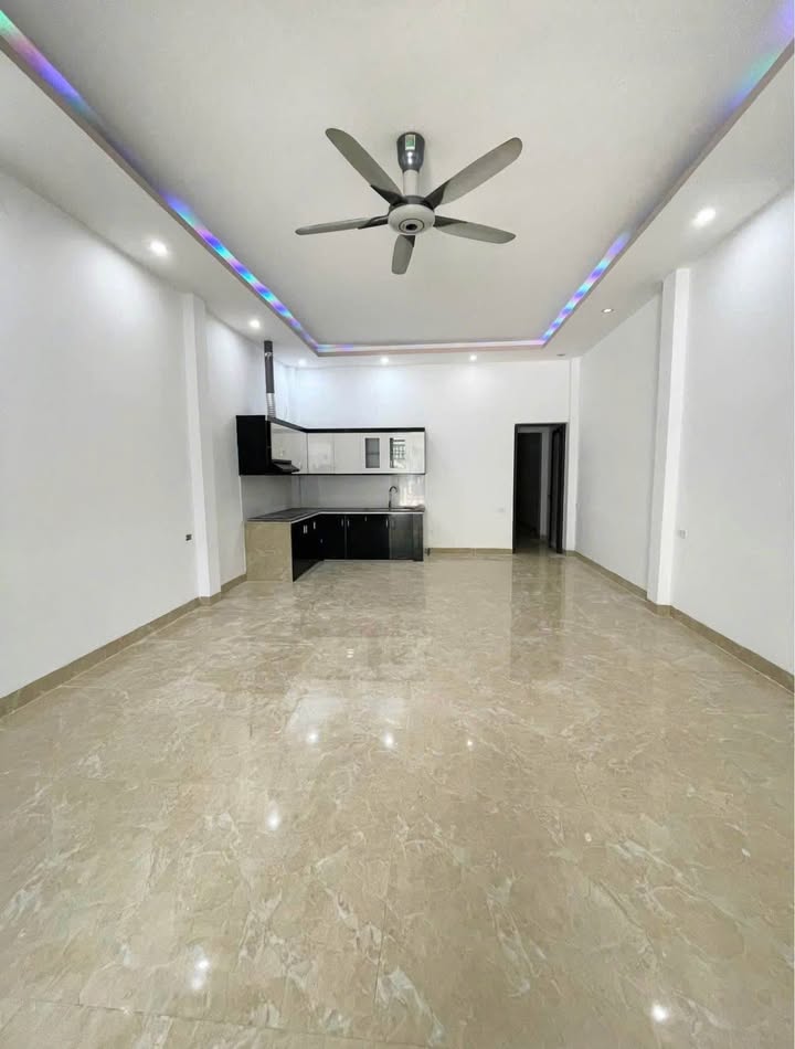 Nhà C4 Km7 Bản Phiệt, Lào Cai 100m² giá 1.5 tỷ - Sổ hồng chính chủ, bán nhanh!