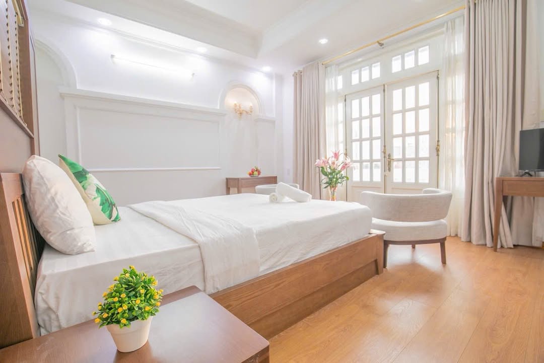 Căn hộ cho thuê Phổ Quang Tân Bình - Full nội thất, view đẹp!