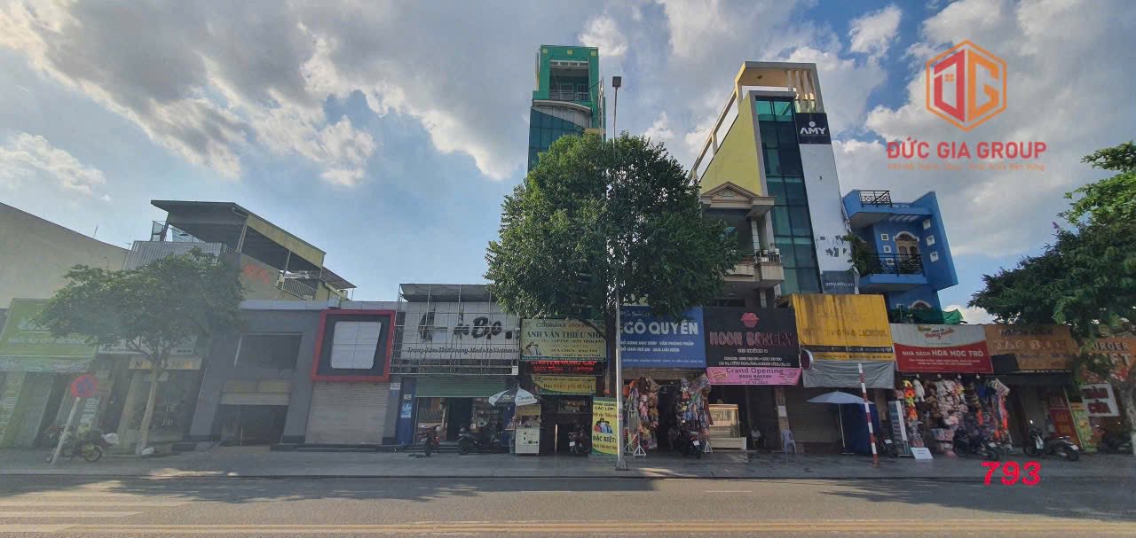 Cho thuê tòa nhà văn phòng mặt tiền đường 30/4 Biên Hòa 703m² - Phù hợp làm trung tâm tiếng Anh!