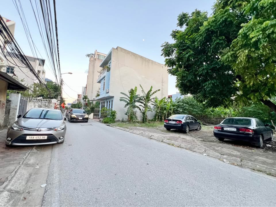 Nhà 3 tầng ngõ đường Bái, Lộc Vượng 68.5m² giá 2.55 tỷ - Chính chủ bán gấp!