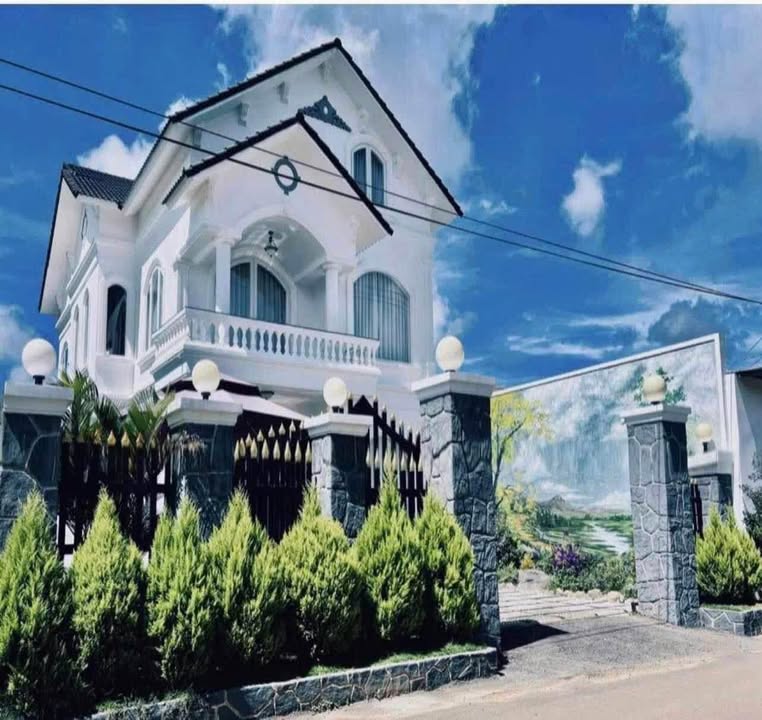 Biệt thự Tà Nung 500m² giá 12.8 tỷ - Thiết kế châu Âu cổ điển siêu đẹp!