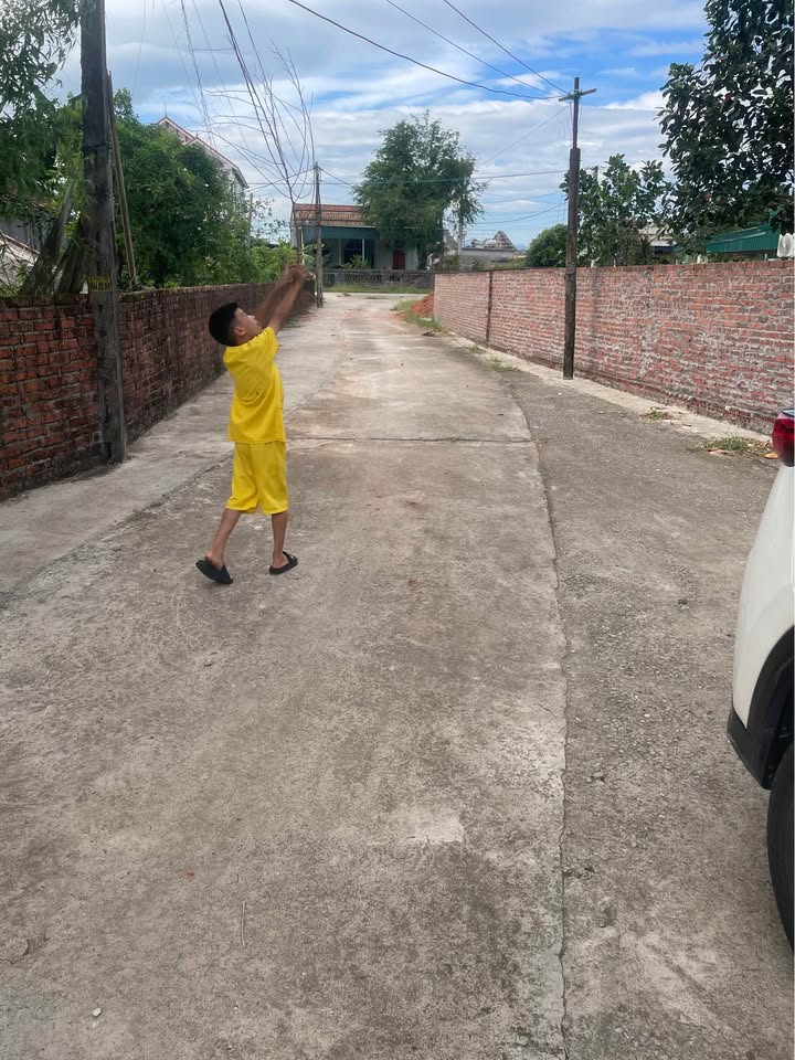 Đất nền Hải Tiến Móng Cái 480m² giá chỉ vài trăm triệu - Cách quốc lộ 200m!