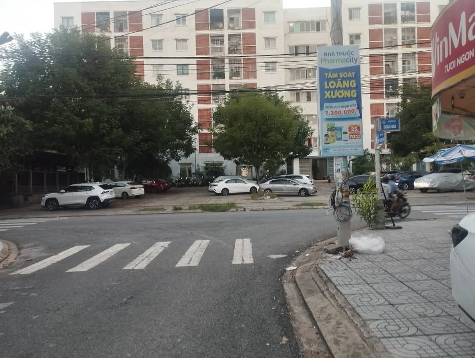 Đất nền đường Mỹ Đa Tây 9, Đà Nẵng 110m² giá 8 tỷ - Gần sông, xây dựng 6 tầng!