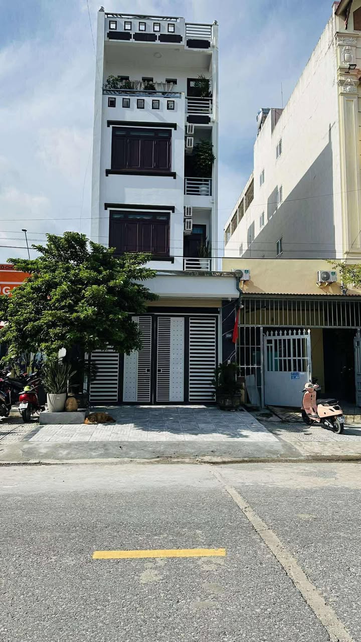 Nhà 4 tầng mặt phố Lê Hoàn Quảng Yên 156m² - Kinh doanh khách sạn sinh lời!