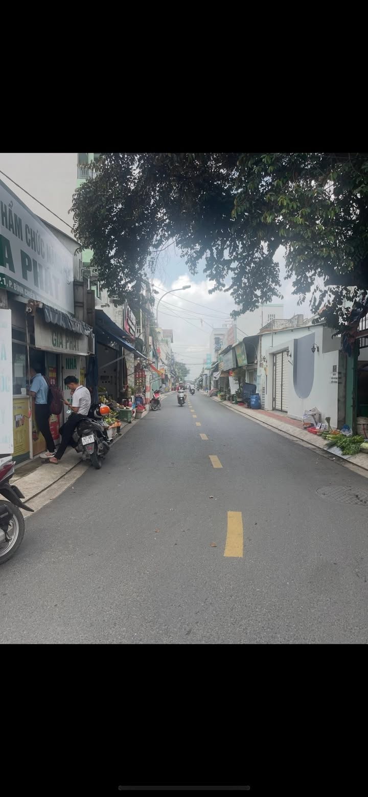 Nhà cấp 4 mặt tiền chợ Tam Bình Thủ Đức 50m² giá 3.4 tỷ - Kinh doanh sầm uất!