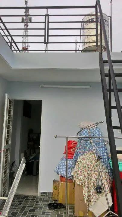 Nhà bán 124 Nguyễn Văn Cừ, Quận 1, 33m² giá 7.6 tỷ - Thiết kế hiện đại cho gia đình!