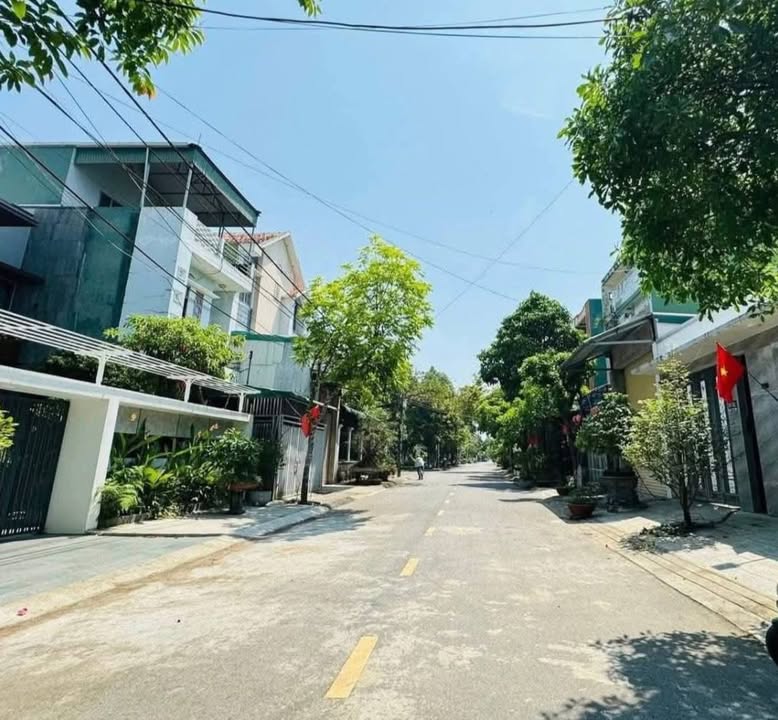 Bán Lô Đất Mặt Tiền Đường Thành Thái TP Quảng Ngãi 100m² - Vị trí an cư lý tưởng!