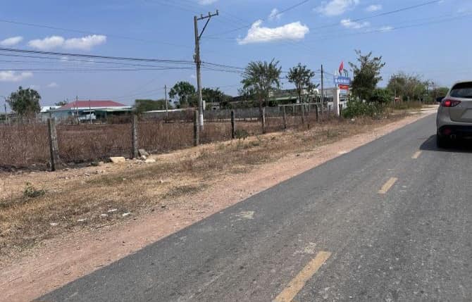 Đất nền rộng lớn tại huyện Hàm Thuận Bắc 14756m² giá 18 tỷ - Cơ hội đầu tư lý tưởng!