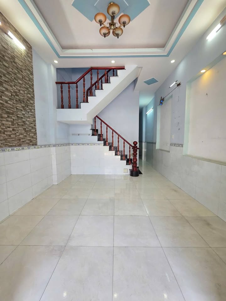 Nhà 1 trệt 1 lầu tại Tân Đông Hiệp, Dĩ An 72,5m² giá 3.49 tỷ - Sổ hồng riêng, ngân hàng hỗ trợ 70%!