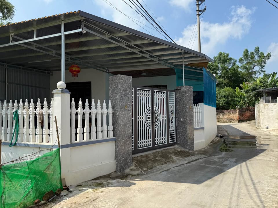 Nhà bán tại Ba Hàng, Phổ Yên 190m² giá 4 tỷ - Vị trí lý tưởng gần phố đi bộ!