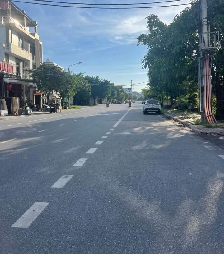 Đất nền ngõ 179 đường Nam Thành 102m² hướng Tây - Sổ đỏ chính chủ, vị trí đắc địa!