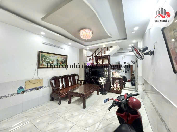 Nhà thuê 4PN tại Đường Chiến Lược, Bình Tân - Giá chỉ 9 triệu/tháng!