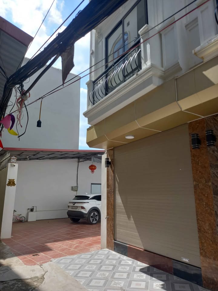 Nhà 5 tầng Phường Thượng Cát 35m² giá 5.95 tỷ - Đầu tư sinh lời hấp dẫn!