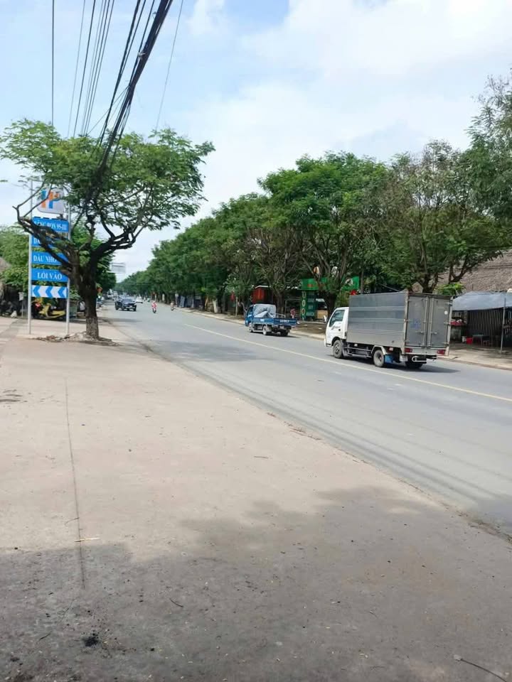 Đất thổ cư Bửu Long 95,6m² giá 2,85 tỷ - Sổ đỏ chính chủ, đường nhựa rộng rãi!