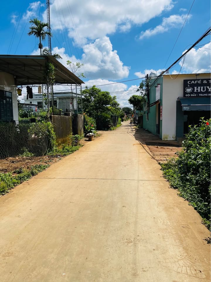 Lô đất hẻm 543 Trường Chinh, Pleiku 150m² giá 1.22 tỷ - Hẻm thông tứ hướng, sổ đỏ chính chủ!