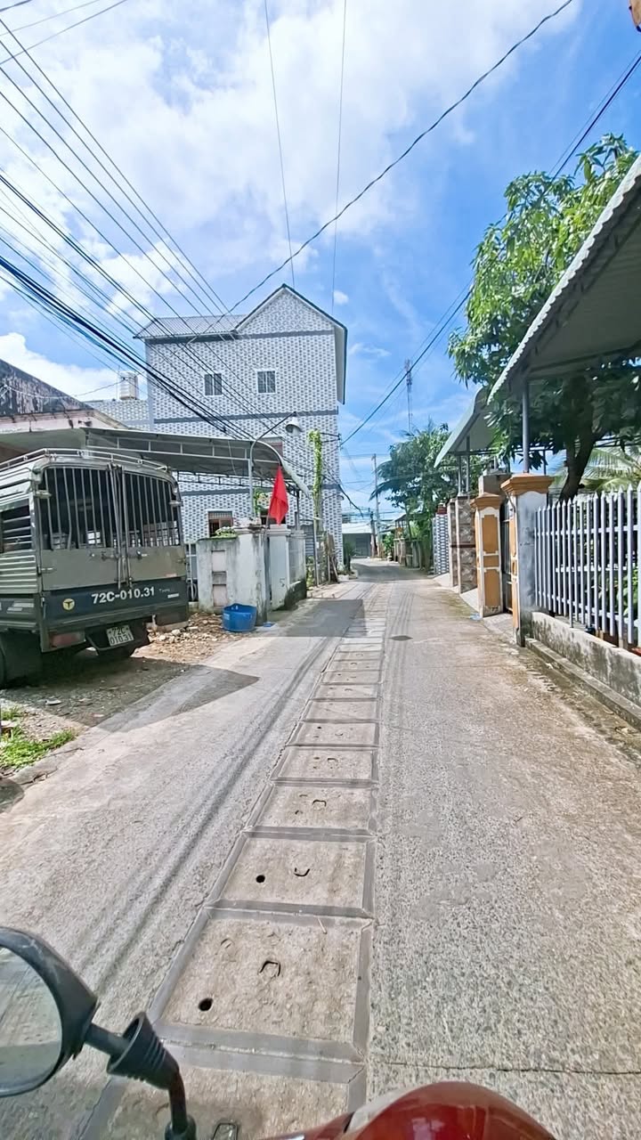 Nhà mặt tiền đường bê tông Phước Hưng, Long Hải 120m² giá 2.35 tỷ - Sẵn sàng vào ở ngay!