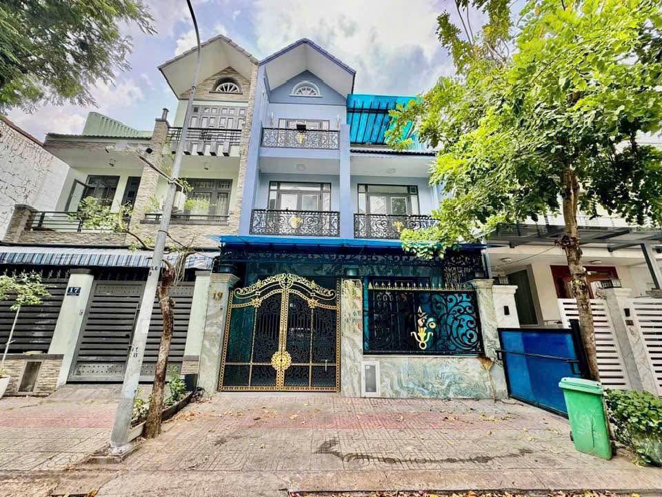 Biệt thự Sadeco Ven Sông Tân Phong 126m² giá 21 tỷ - Cơ hội sở hữu tuyệt vời!